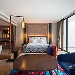 Hotel Indigo Phuket Patong